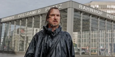 The Light Işık Film İncelemesi Arakat Mag İstanbul Film Festivali Tom Tykwer Nicolette Krebitz Lars Eidinger Tala al Deen