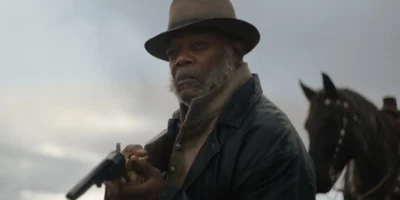 Samuel L. Jackson ve Pierce Brosnan Başrolde Unholy Trinity Arakat Mag Haber