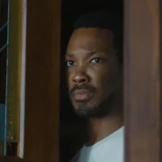 The Man in My Basement Film İnceleme Arakat Mag 2025 Nadia Latif Corey Hawkins Willem Dafoe Anna Diop