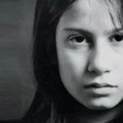 A Ay Film İncelemesi Arakat Mag 1988 MUBI Türkiye Yeni Restorasyon Reha Erdem Yeşim Tozan Gülsen Tuncer Nurinisa Yıldırım