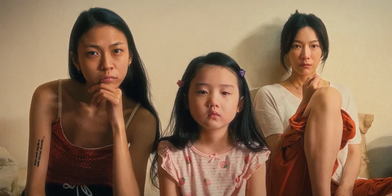 Left Handed Girl Film İncelemesi Arakat Mag 2025 Netflix Türkiye Shih-Ching Tsou Esther K Chae Janel Tsai Nina Ye