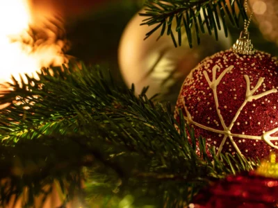 Yılbaşı Gecesi İzleyebileceğiniz 10 Film Önerisi Arakat Mag 2025