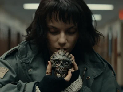 Whistle Film İncelemesi Arakat Mag 2025 Corin Hardy Dafne Keen Sophie Nelisse Sky Yang