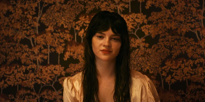Her Private Hell Film İncelemesi Arakat Mag 2026 Nicolas Winding Refn Sophie Thatcher Charles Melton Havana Rose Liu